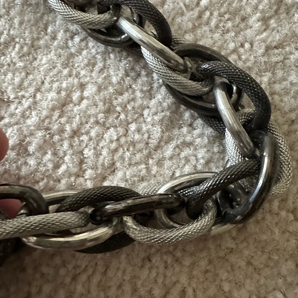 no label vintage necklace